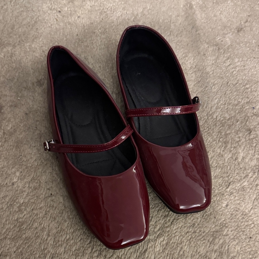 Elegant Burgundy Mary Jane Flats
